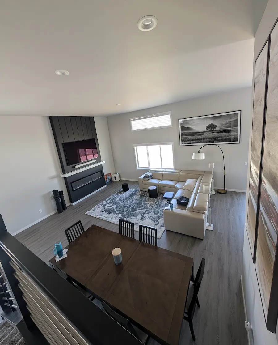 Bright, professionally cleaned living kitchen in Fargo, ND